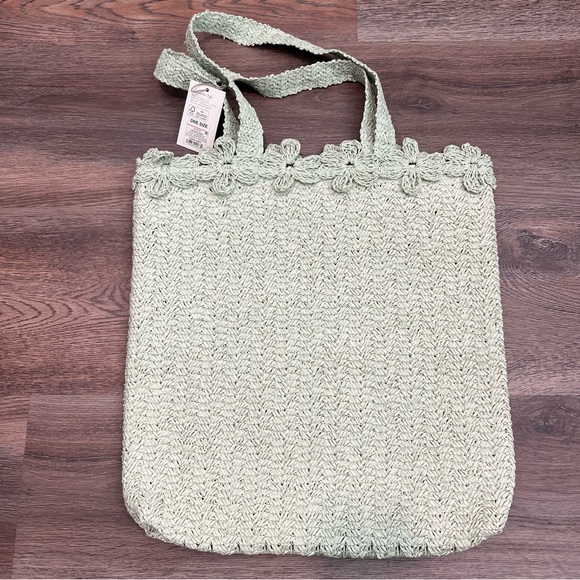 Straw Large Floral Print Tote Handbag - a New Day : Woven Paper Straw - Picture 3 of 4